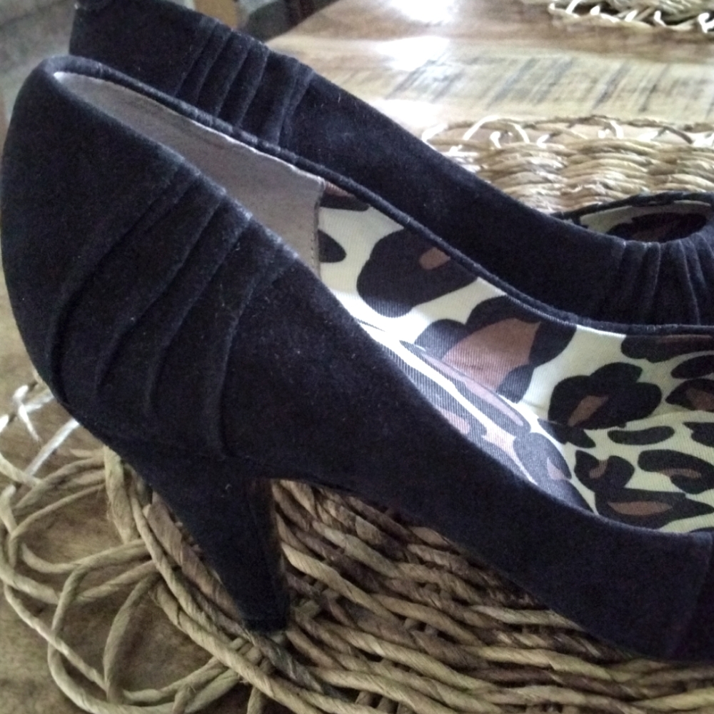 Jessica Simpson heels - Picture 4 of 8